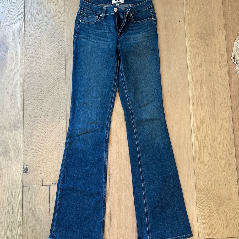 Paige Laurel Canyon Jeans size 25